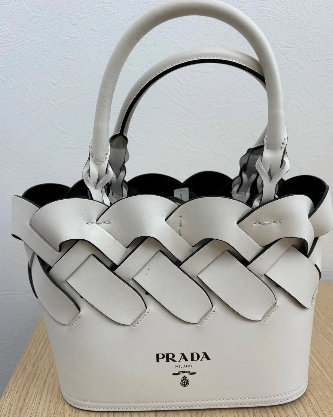 🌟こんにちは！今日も素敵なお品物がやってまいりました〜✨🎒プ...