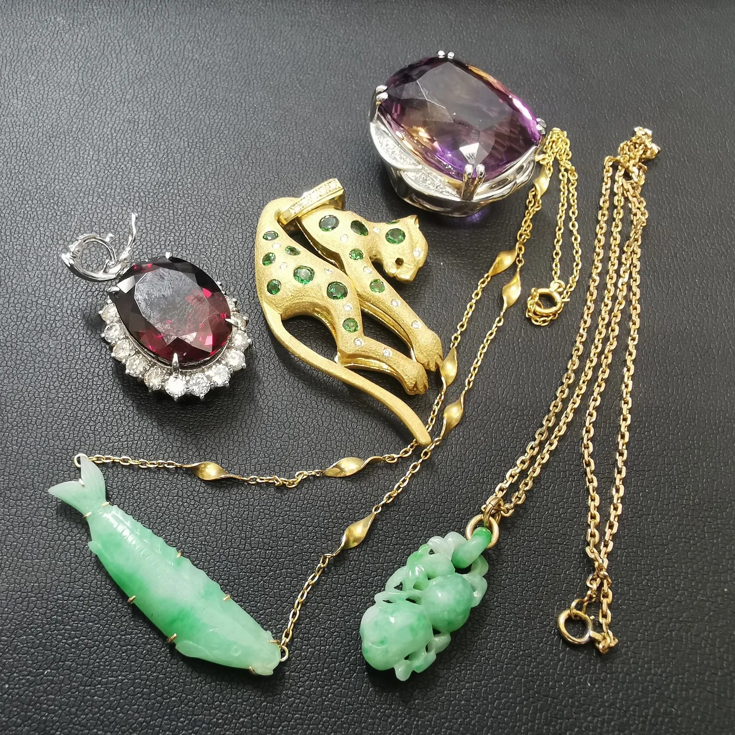 こんにちは😊！アクセサリーの買取サービスをご利用いただき、あ...