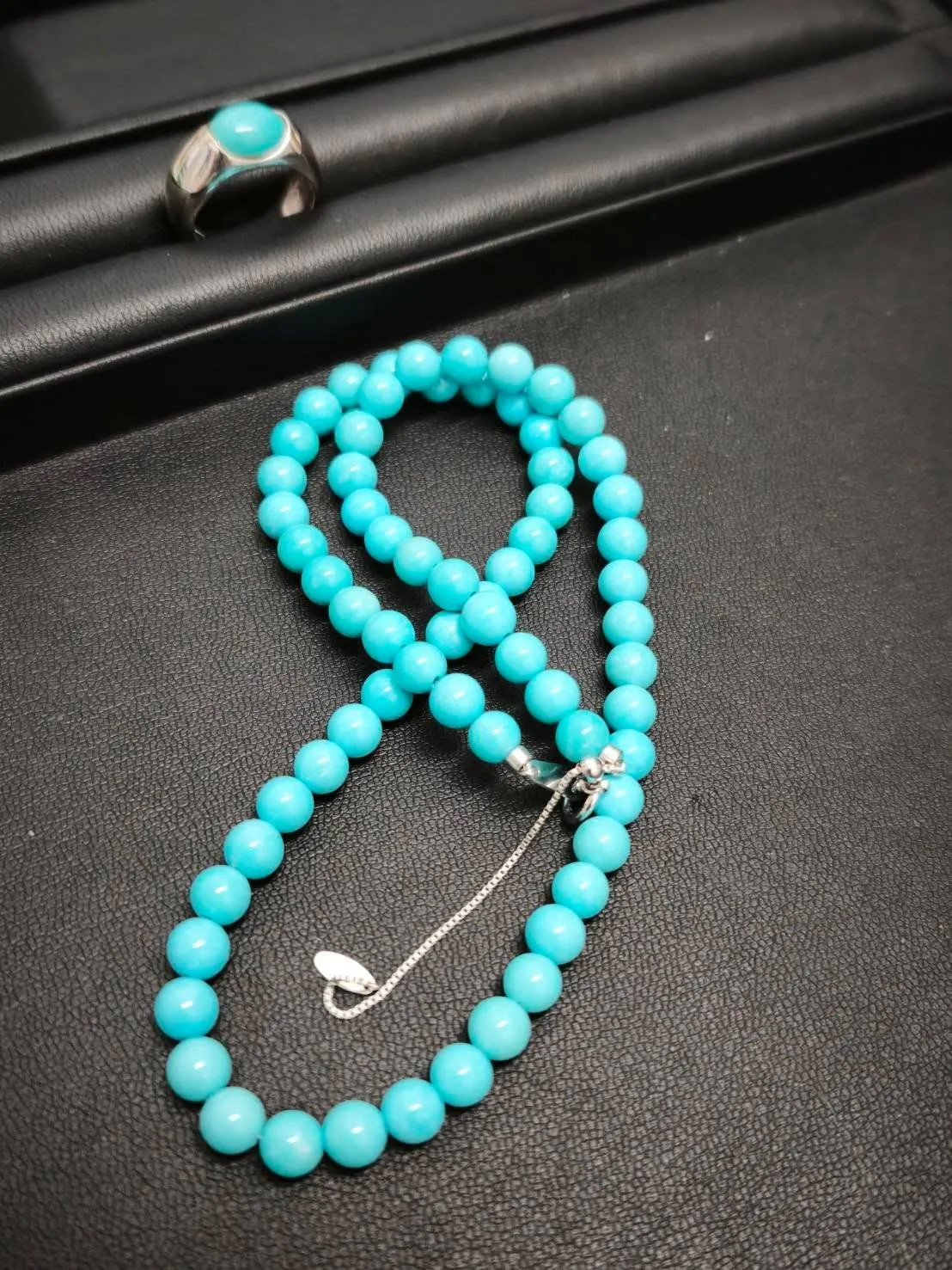 こんにちは🌞今日はターコイズの美しいアクセサリーをお買取りさ...