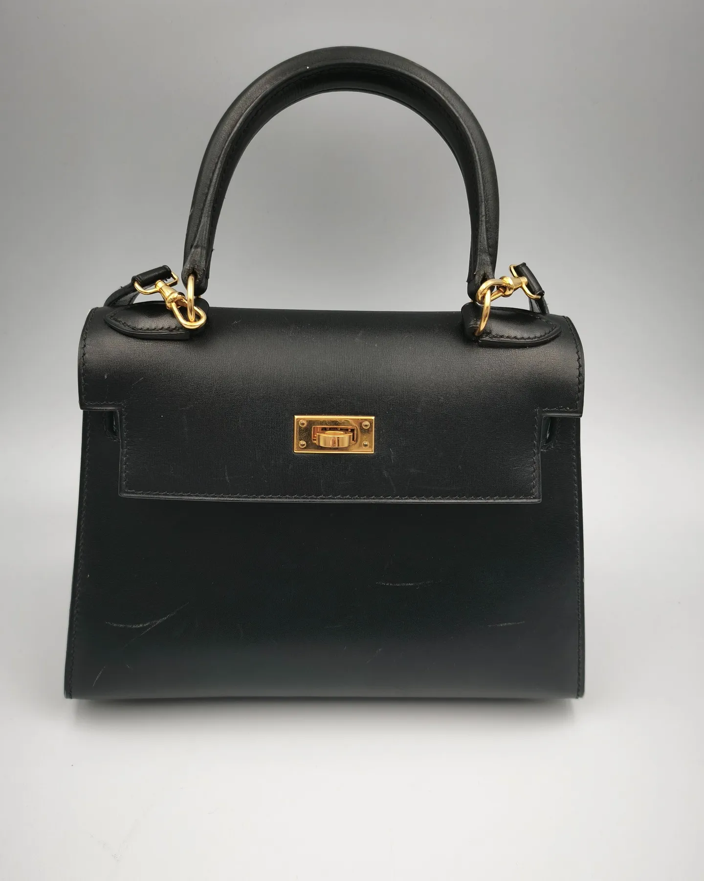 こんにちは！買取大吉狛江東野川店です😊今日はなんと、エルメス...