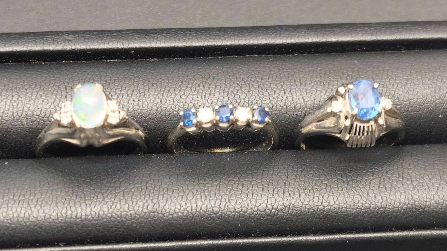 こんにちは😊買取大吉狛江東野川店です！今日はお母様から受け継...