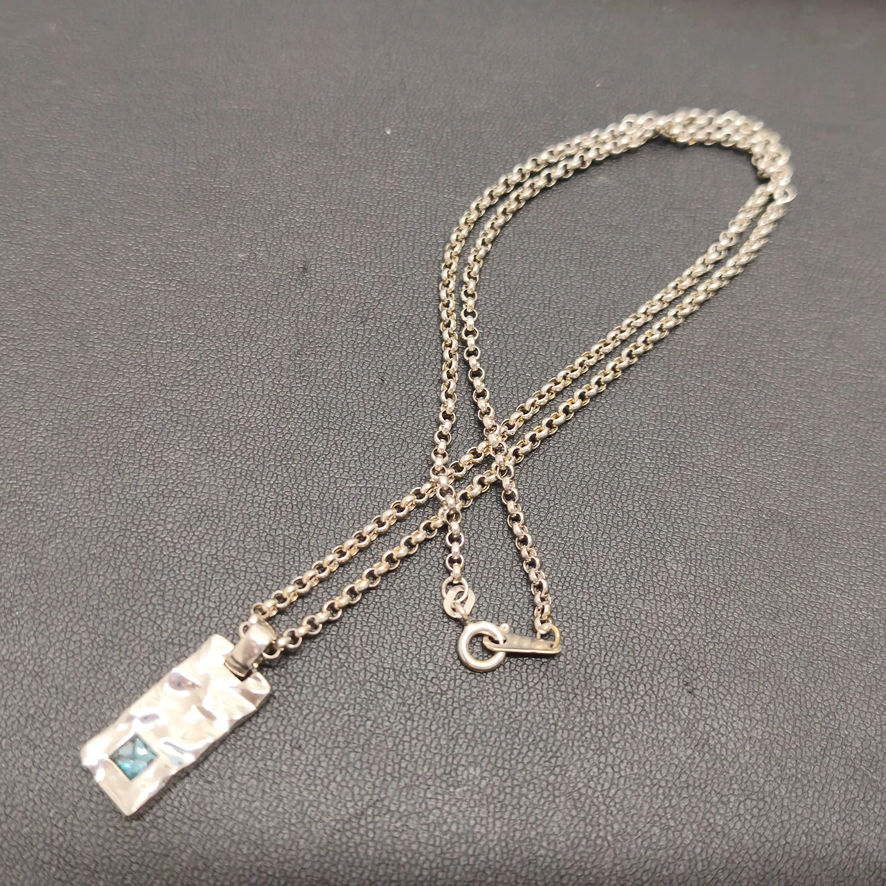 こんにちは！今日は特別なネックレスをお買い取りしました💍大切...
